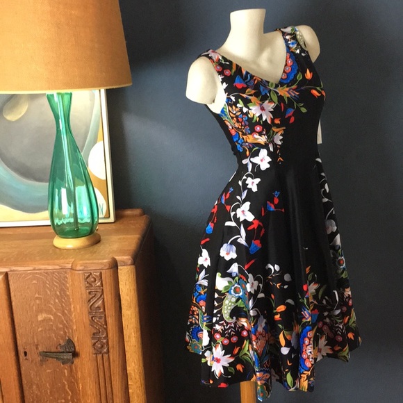 Eva Rose Dresses & Skirts - Floral Swing Dress